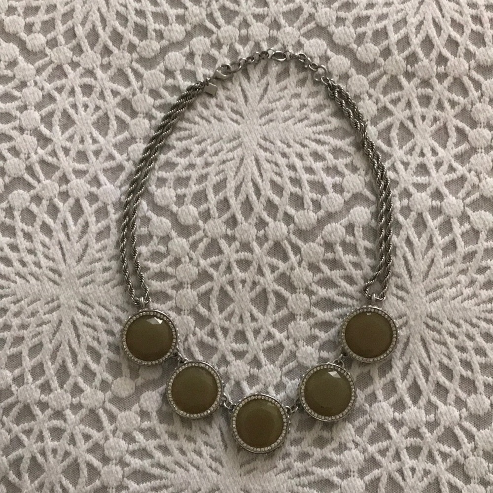 BR Grey/silver necklace.